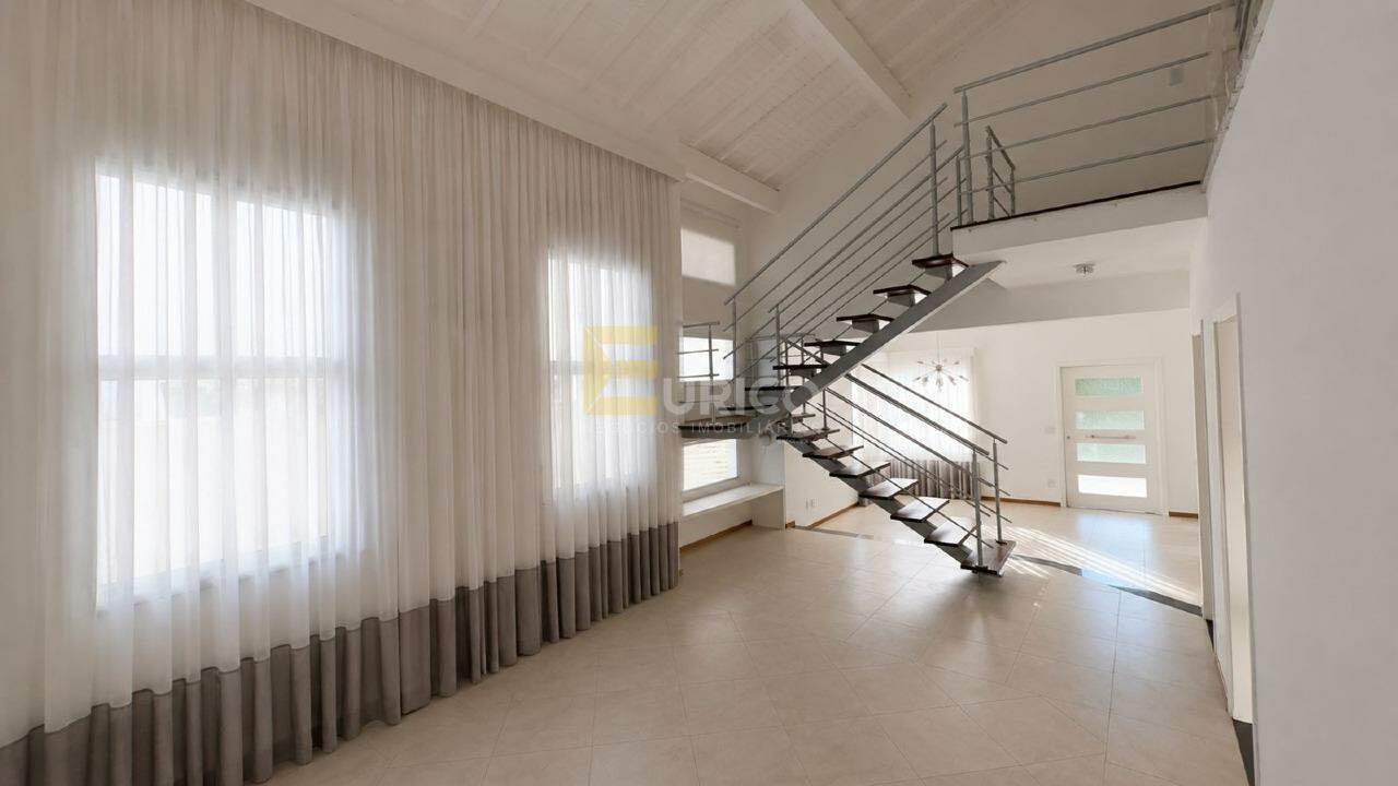 Casa em condomínio para aluguel no Condomínio Recanto dos Paturis em Vinhedo/SP: sala de jantar