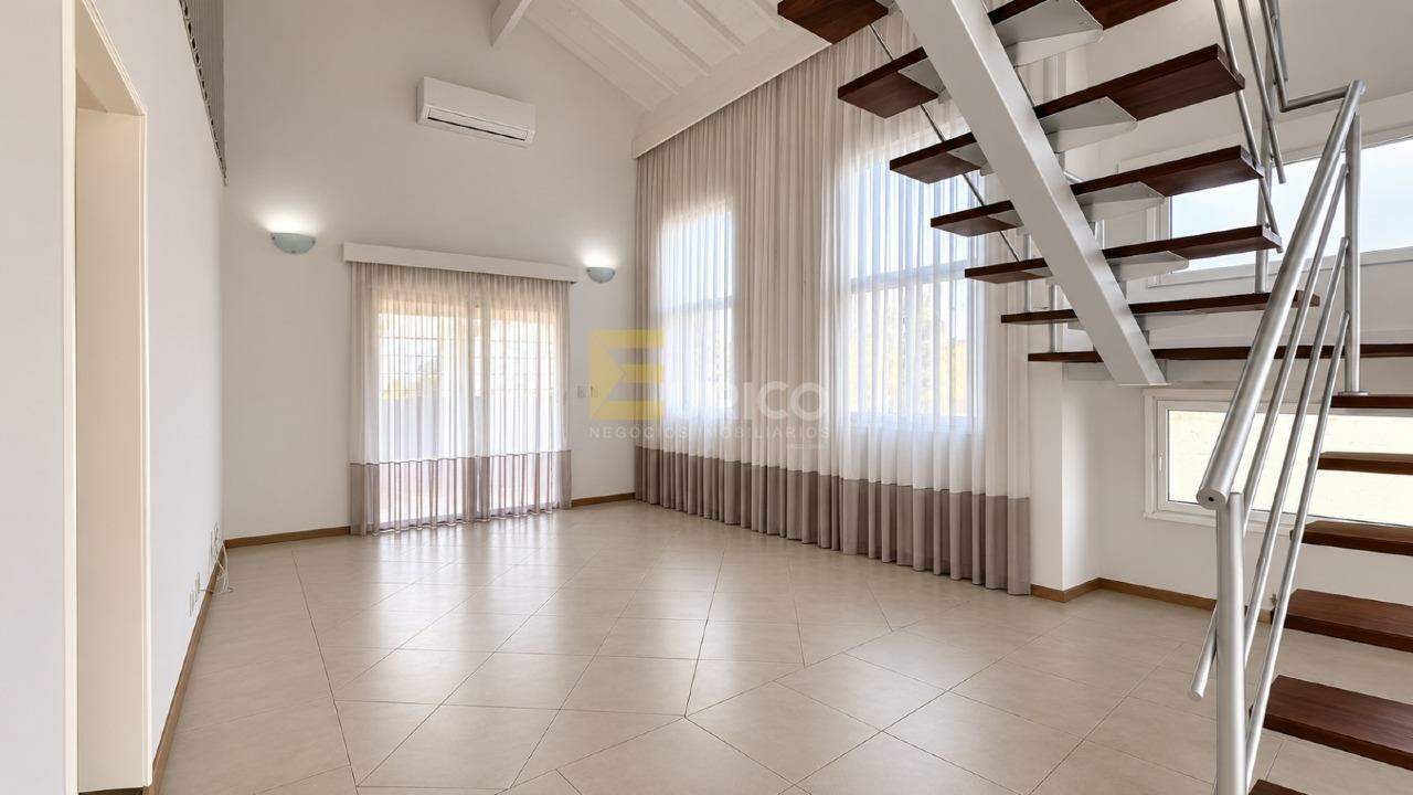 Casa em condomínio para aluguel no Condomínio Recanto dos Paturis em Vinhedo/SP: sala de jantar