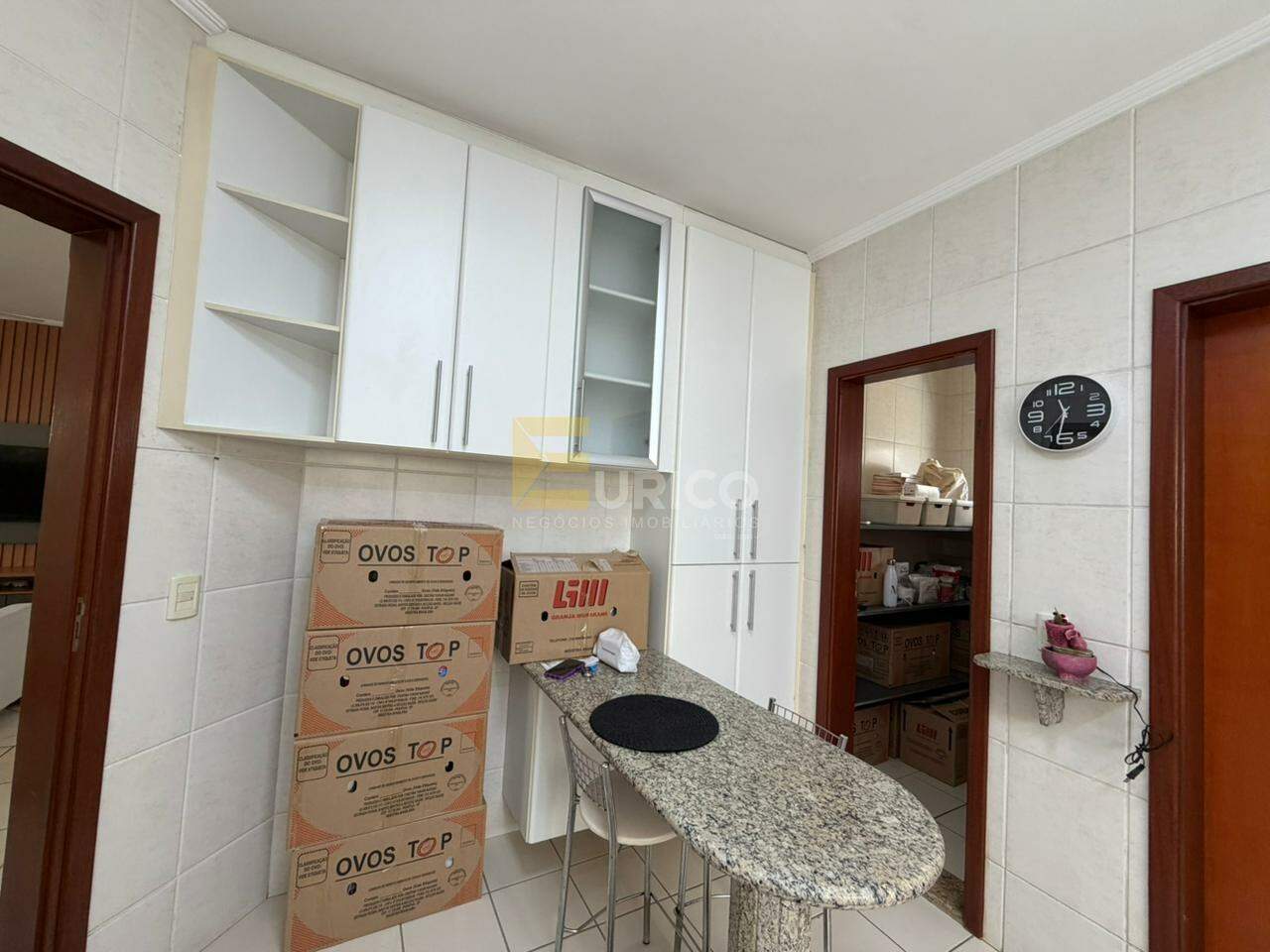 Casa em condomínio à venda no Condomínio Vivenda das Quaresmeiras em Valinhos/SP: