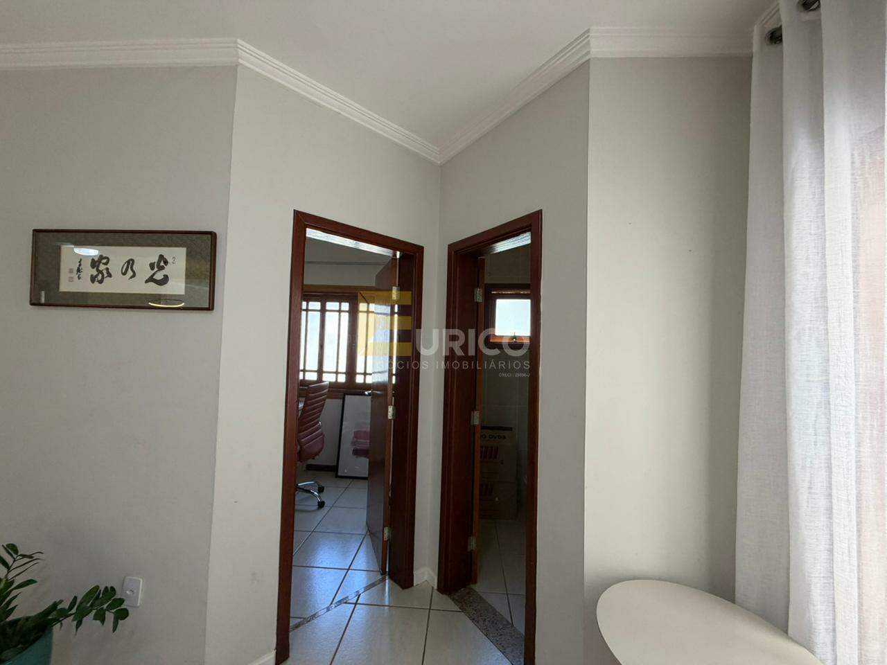 Casa em condomínio à venda no Condomínio Vivenda das Quaresmeiras em Valinhos/SP: