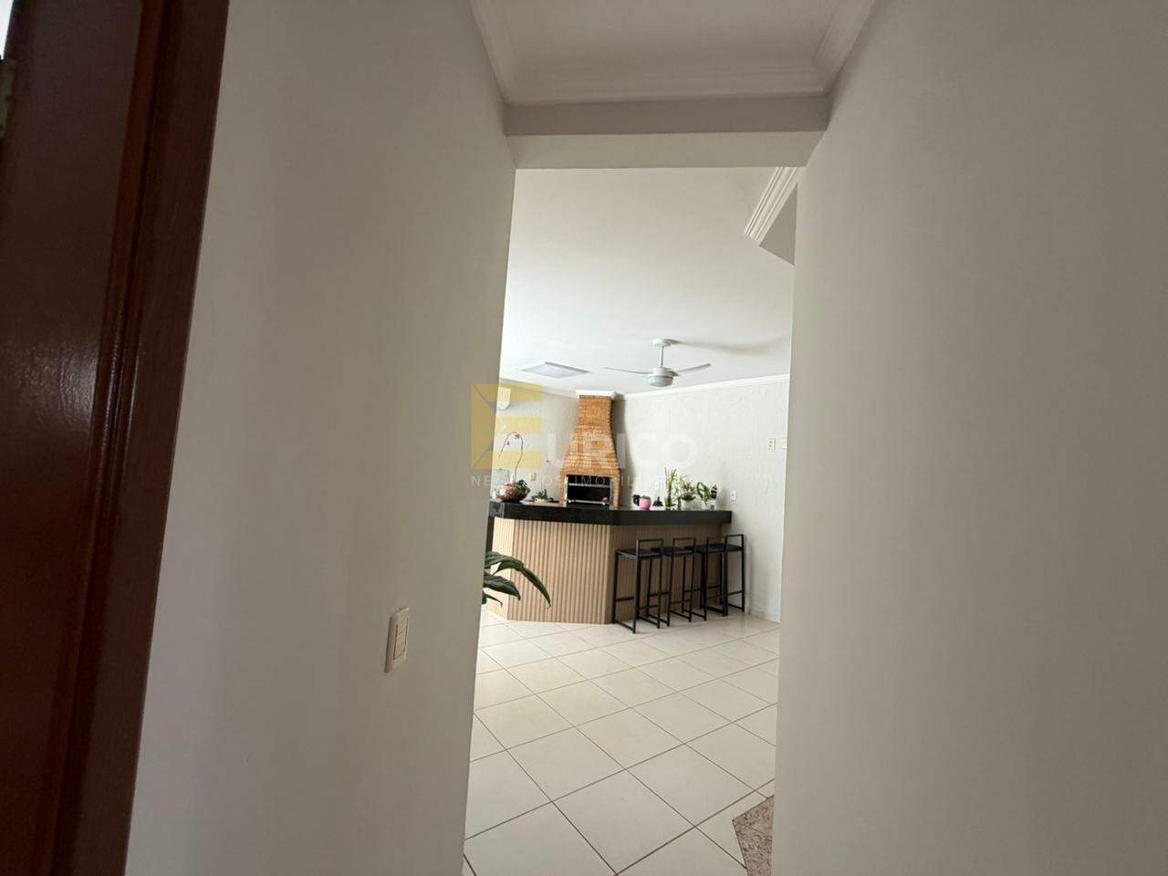 Casa em condomínio à venda no Condomínio Vivenda das Quaresmeiras em Valinhos/SP: