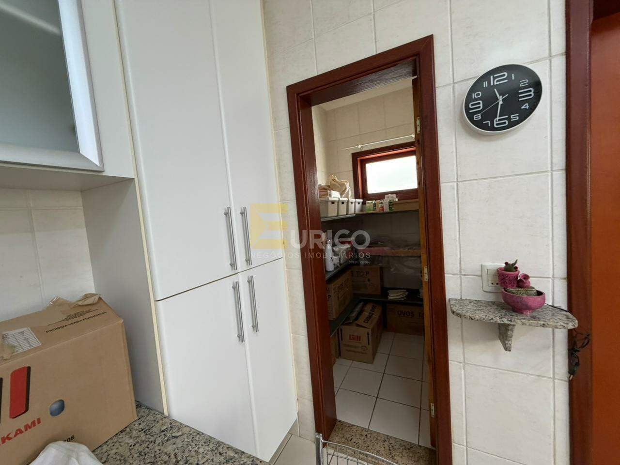 Casa em condomínio à venda no Condomínio Vivenda das Quaresmeiras em Valinhos/SP: