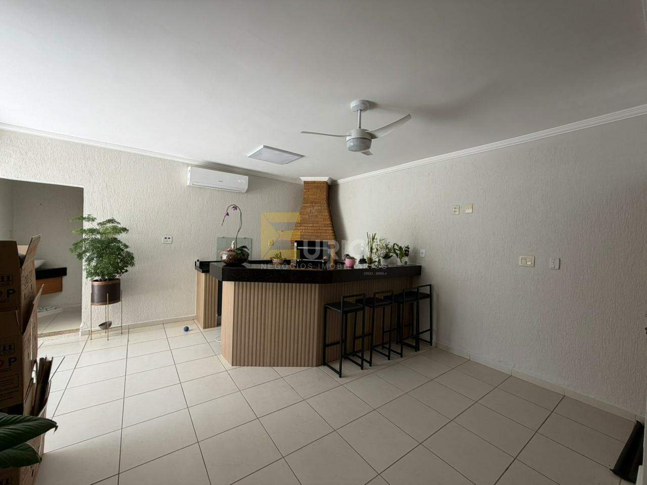Casa em condomínio à venda no Condomínio Vivenda das Quaresmeiras em Valinhos/SP: