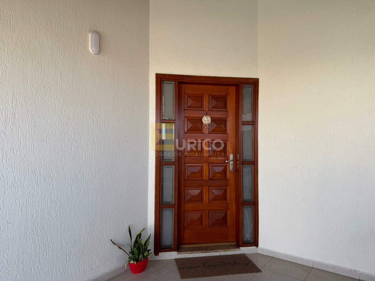 Casa em condomínio à venda no Condomínio Vivenda das Quaresmeiras em Valinhos/SP: 