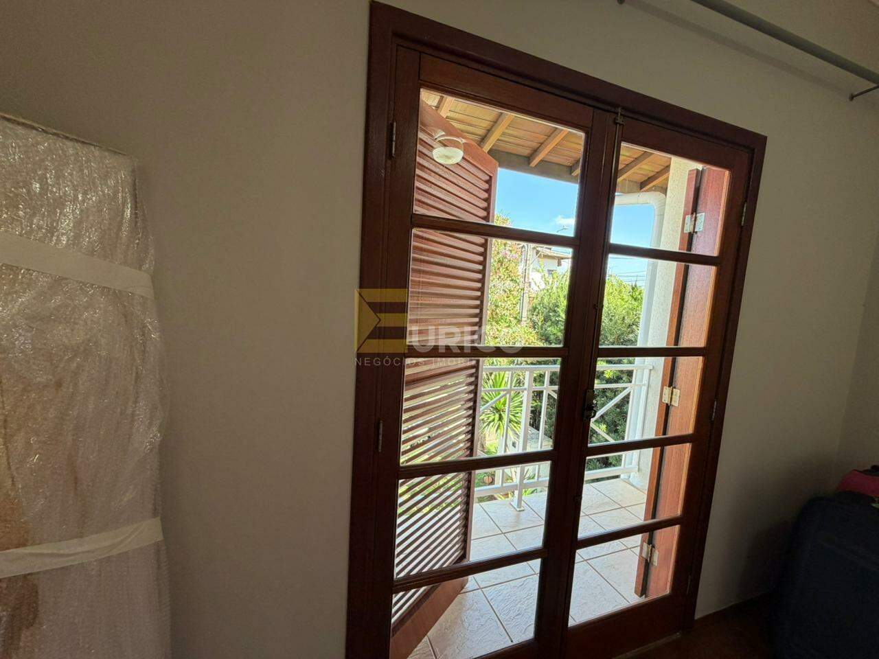 Casa em condomínio à venda no Condomínio Vivenda das Quaresmeiras em Valinhos/SP: