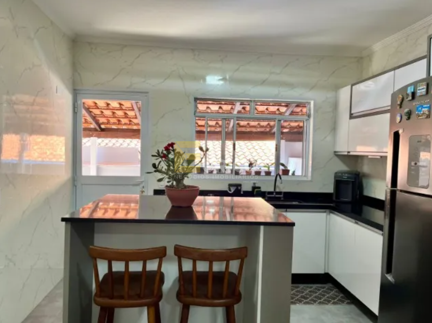 Casa em condomínio à venda no Condomínio Residencial Mirante do Lenheiro em Valinhos/SP: