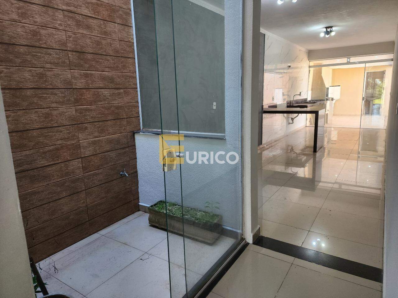 Casa em condomínio à venda no Jardim Novo Horizonte em Sorocaba/SP: 