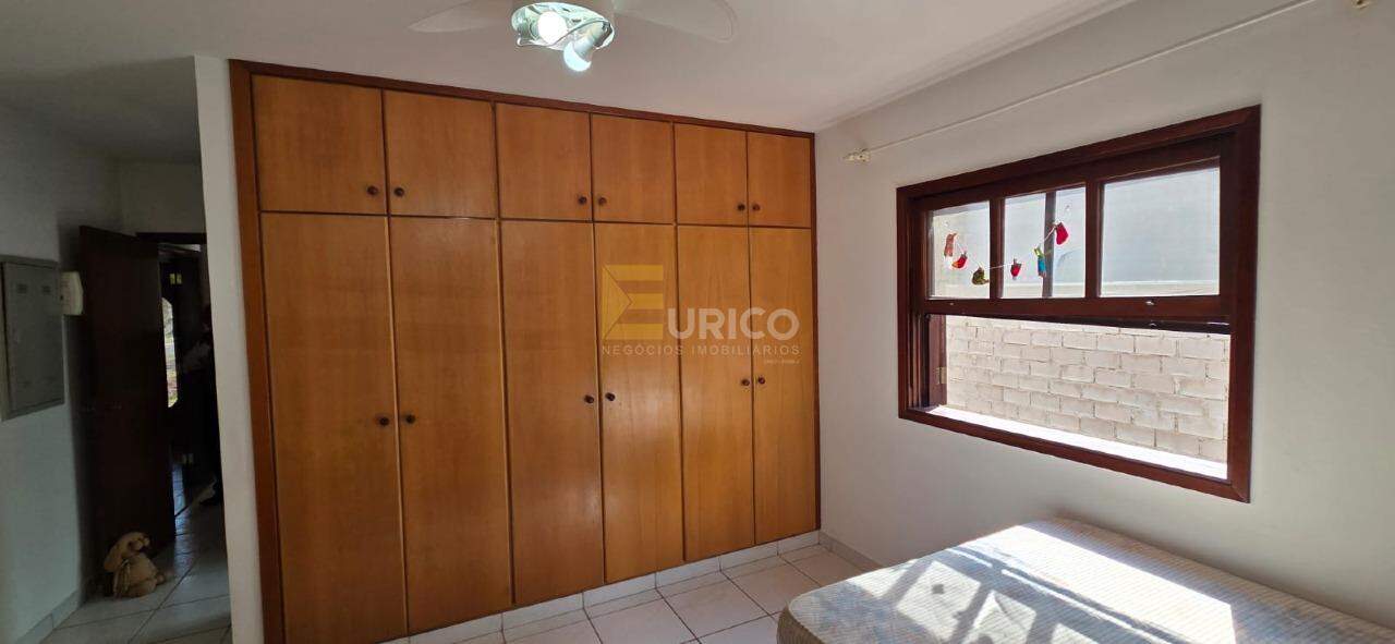 Casa em condomínio à venda no Condomínio Estância Marambaia em Vinhedo/SP: 