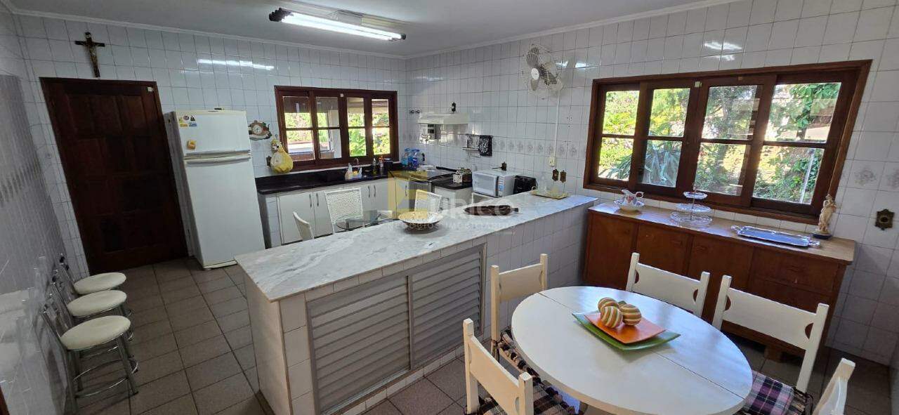 Casa em condomínio à venda no Condomínio Estância Marambaia em Vinhedo/SP: 