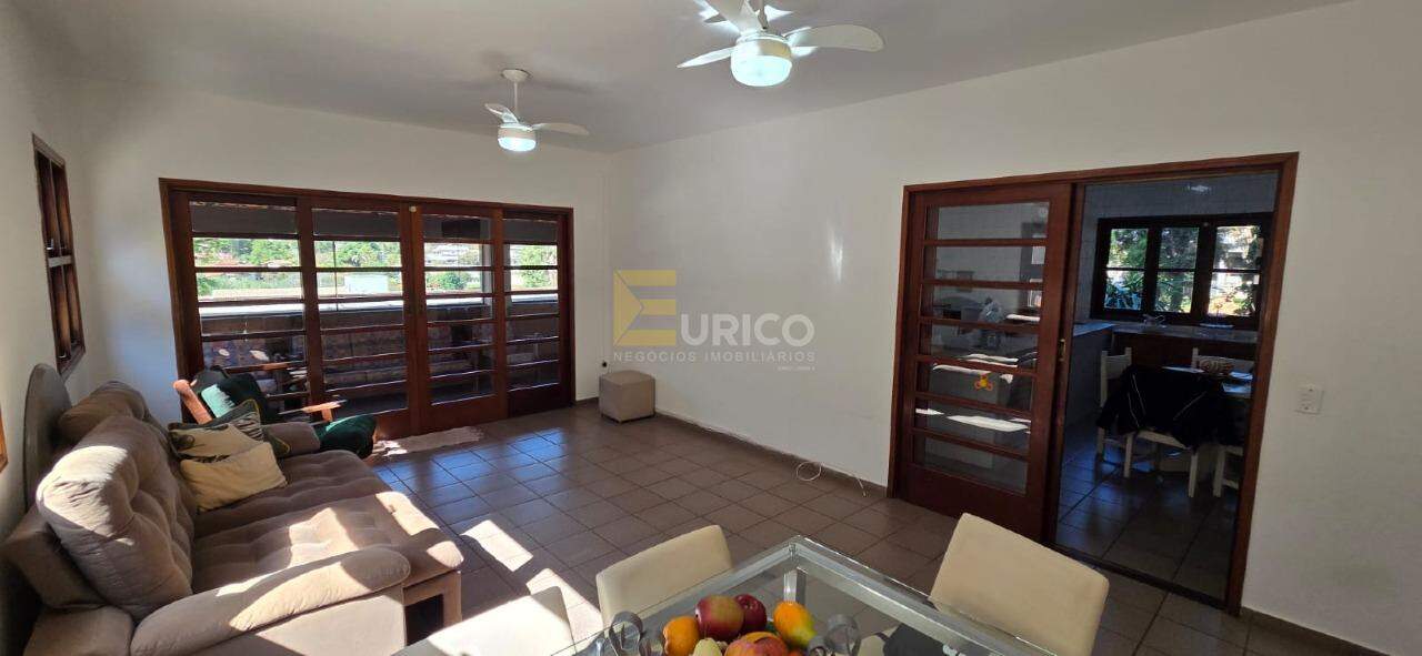 Casa em condomínio à venda no Condomínio Estância Marambaia em Vinhedo/SP: 
