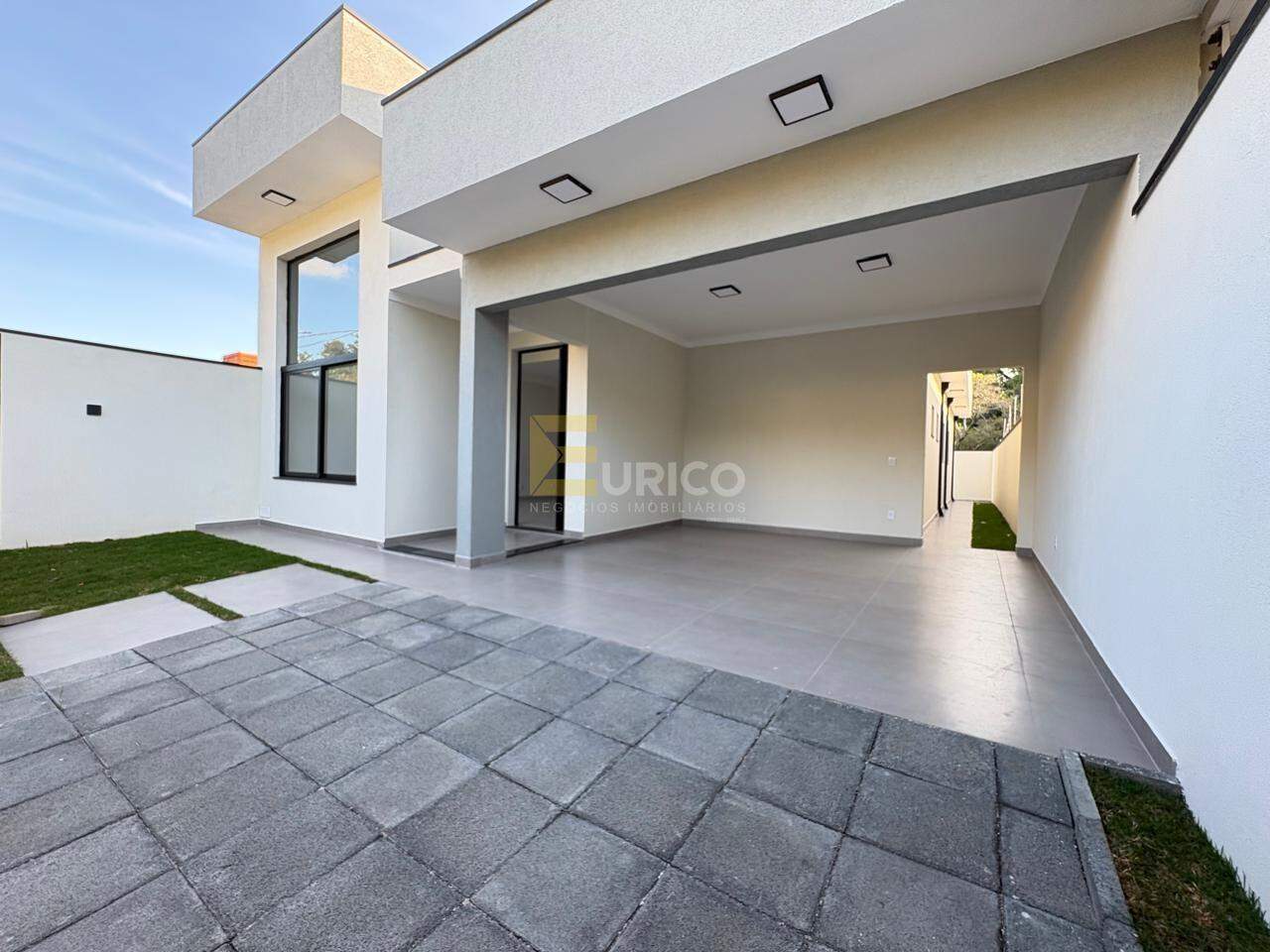 Casa à venda no Bosque em Vinhedo/SP: garegem