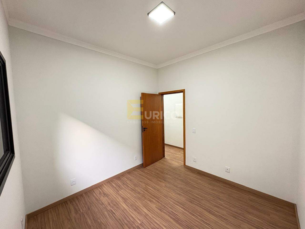 Casa à venda no Bosque em Vinhedo/SP: quarto