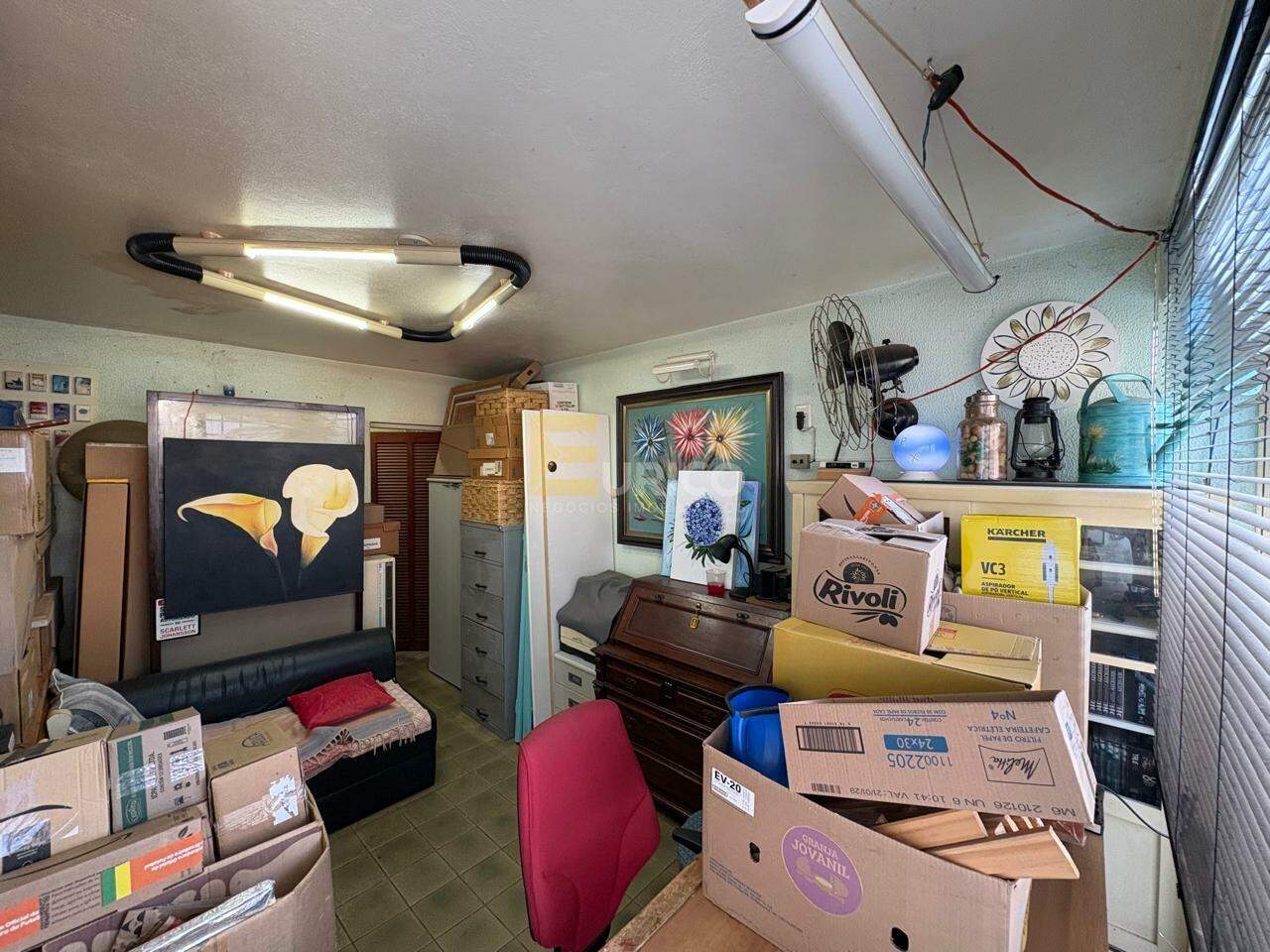 Casa à venda no Centro em Vinhedo/SP: GARAGEM