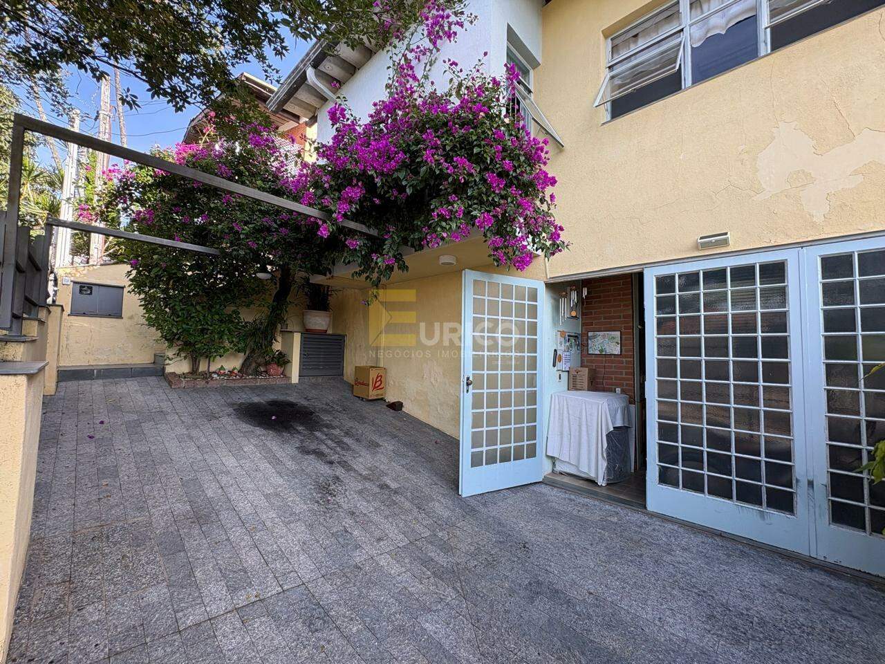 Casa à venda no Centro em Vinhedo/SP: 