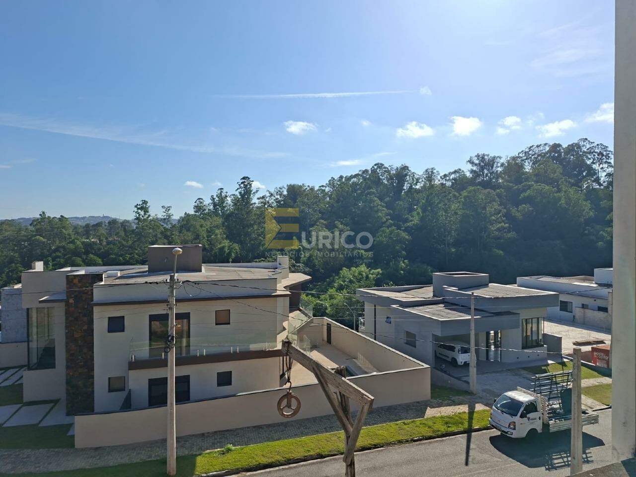 Casa em condomínio à venda no Condomínio Reserva Jatobás em Louveira/SP: 