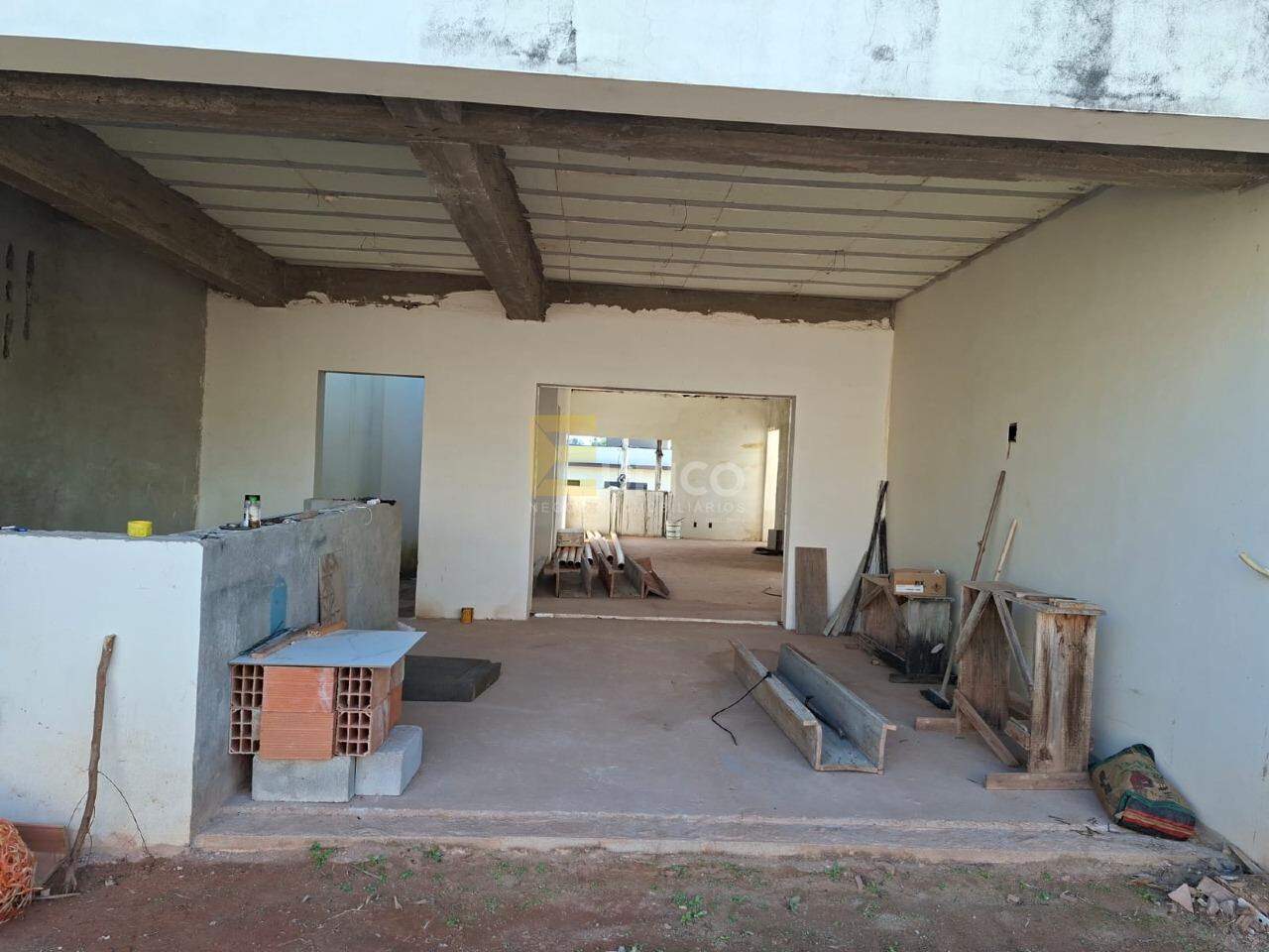 Casa em condomínio à venda no Condomínio Reserva Jatobás em Louveira/SP: 