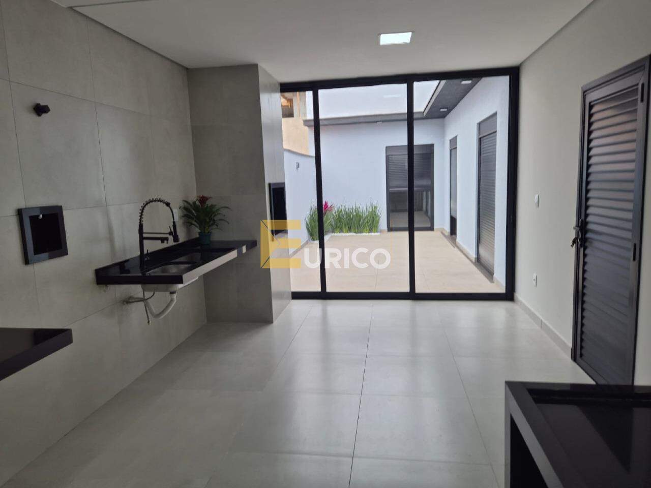 Casa em condomínio à venda no Wanel Ville em Sorocaba/SP: 