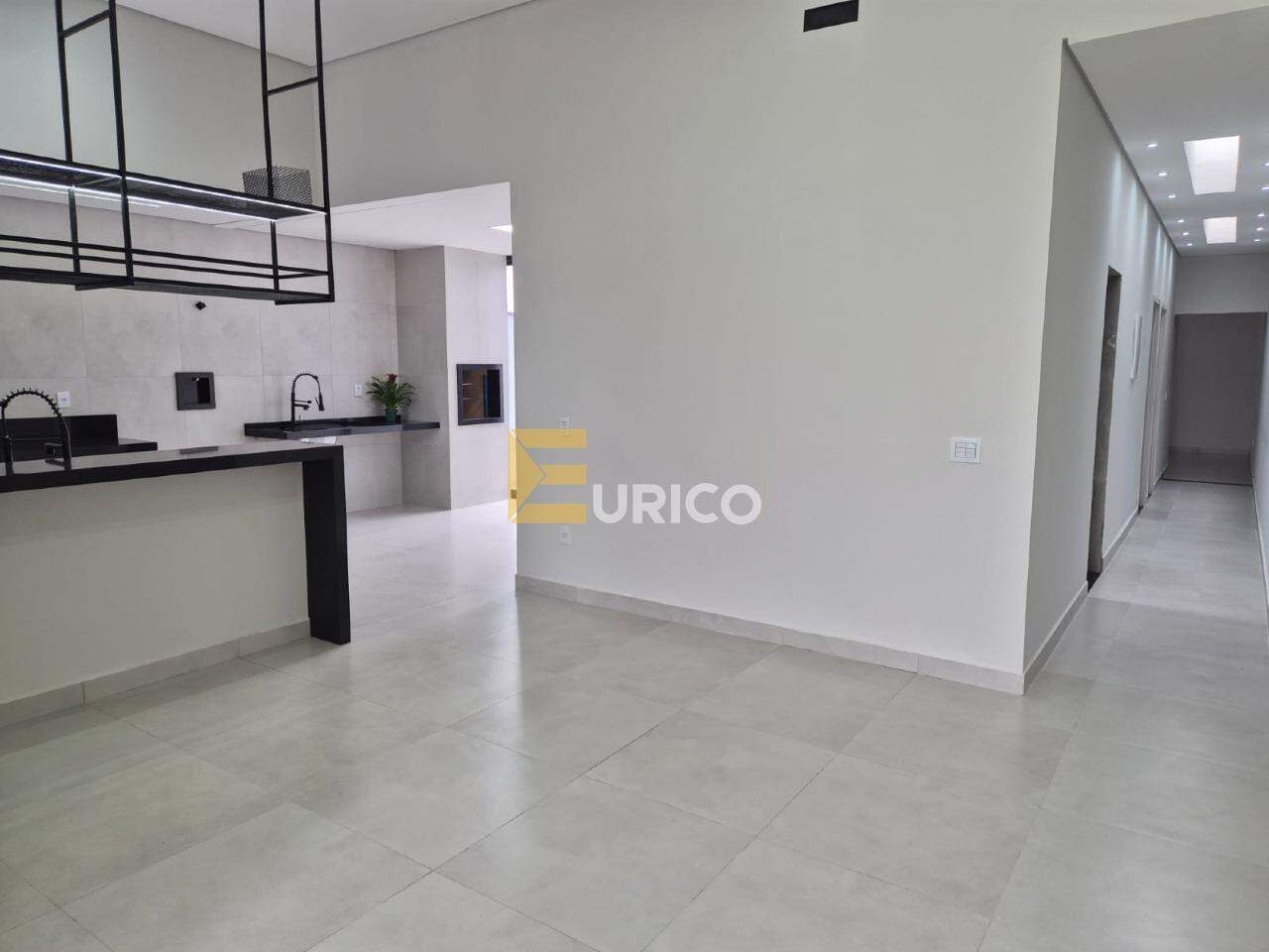 Casa em condomínio à venda no Wanel Ville em Sorocaba/SP: 