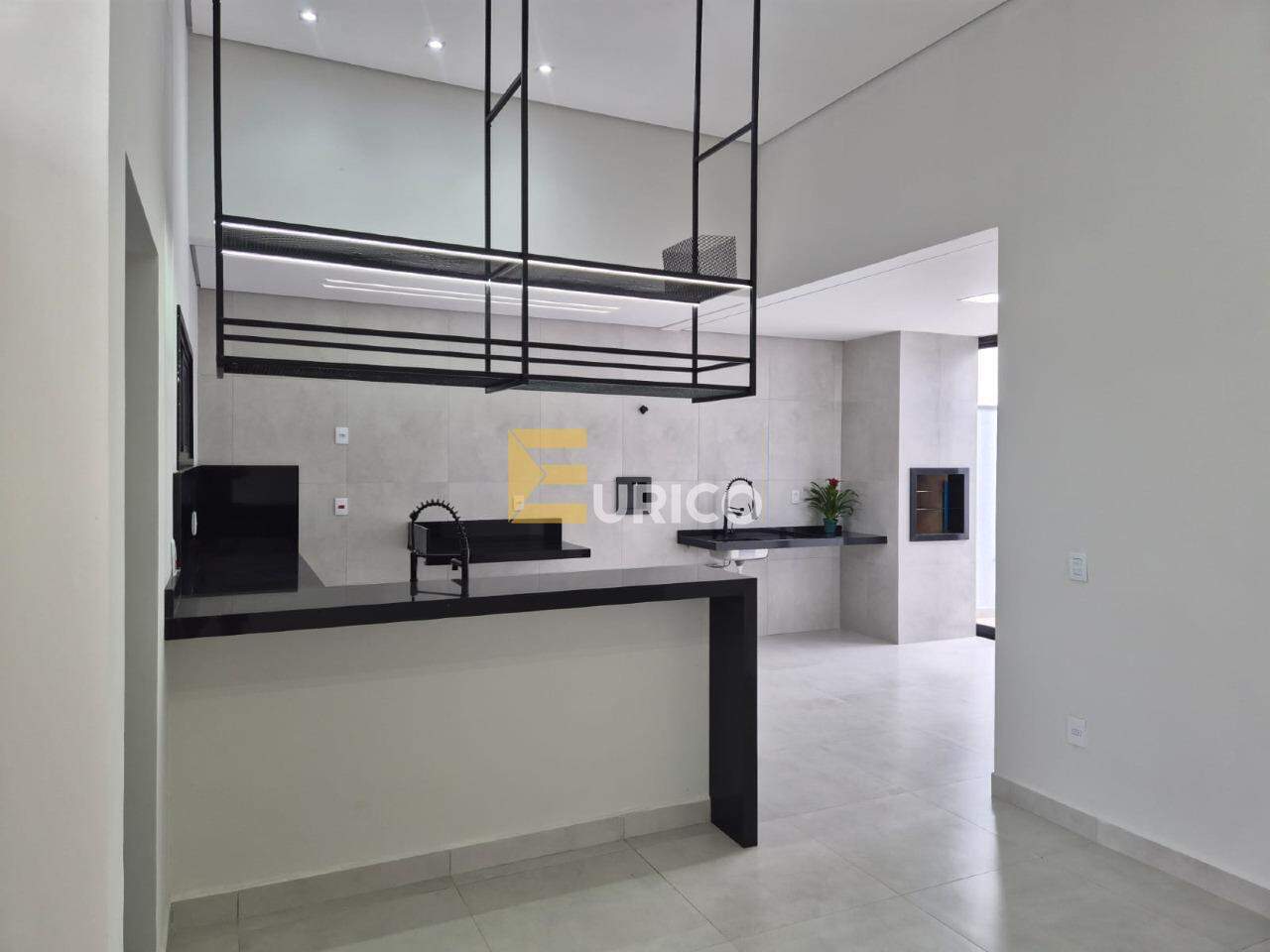 Casa em condomínio à venda no Wanel Ville em Sorocaba/SP: 