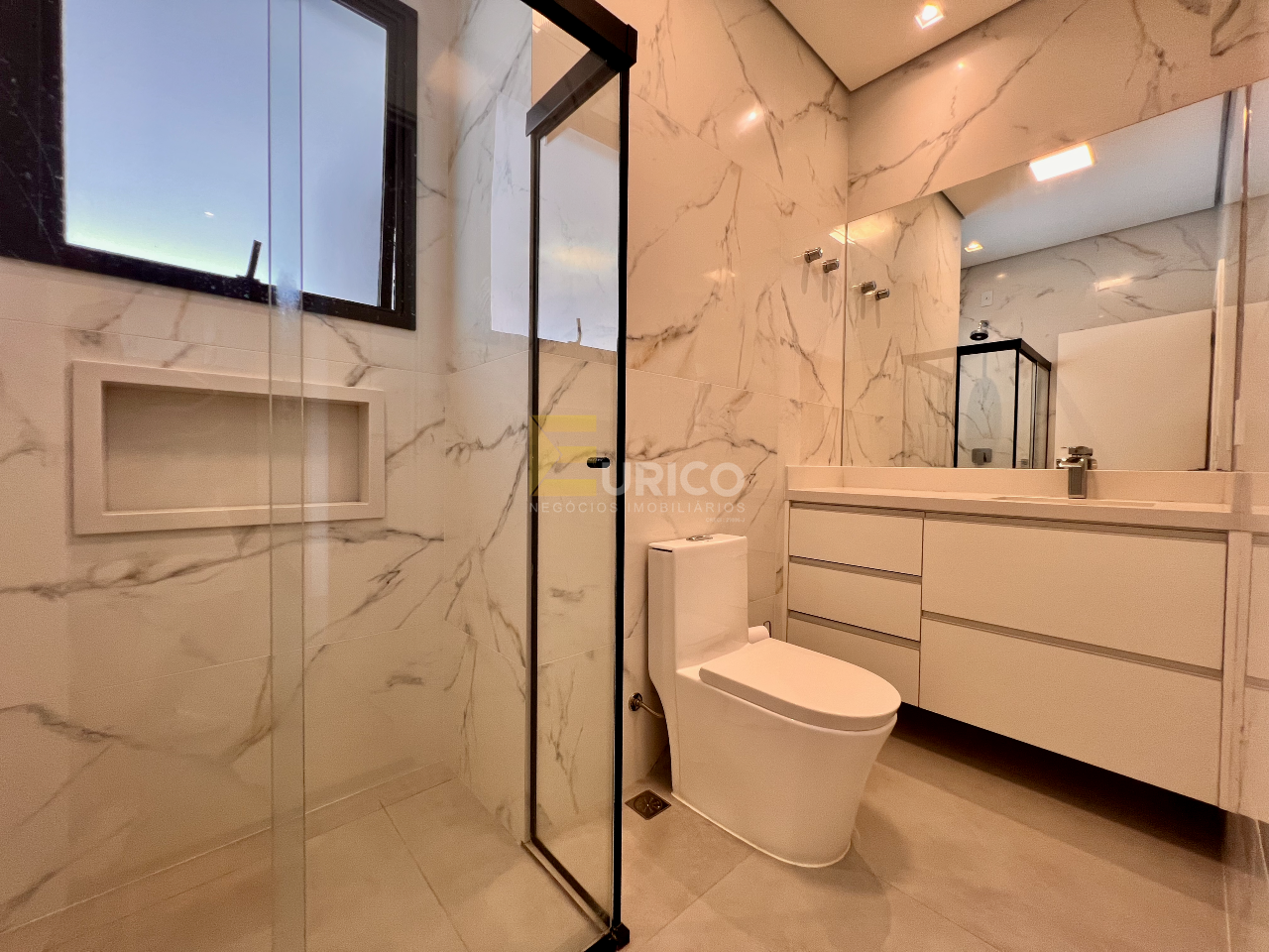 Casa em condomínio à venda no Condomínio Residencial Mont’Alcino em Valinhos/SP: