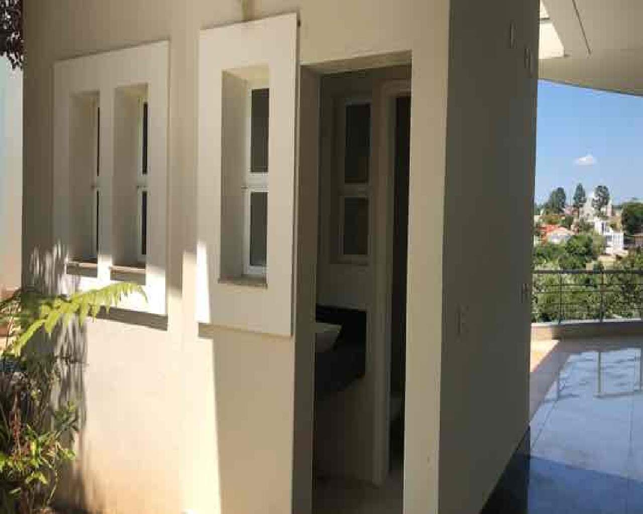 Casa à venda no Condomínio Estância Marambaia em Vinhedo/SP: WC externo