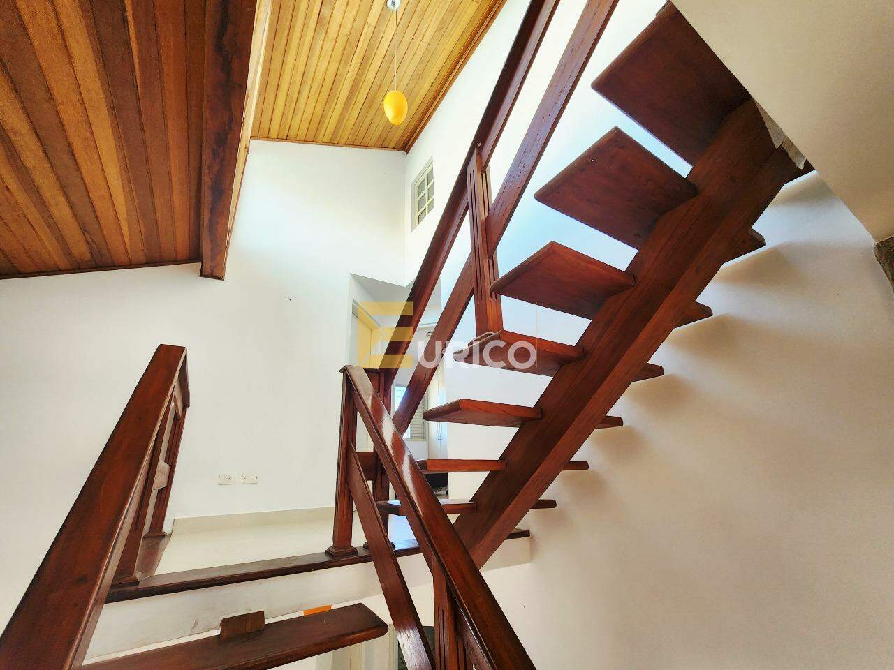 Casa em condomínio à venda no Jardim Ibiti do Paço em Sorocaba/SP: 