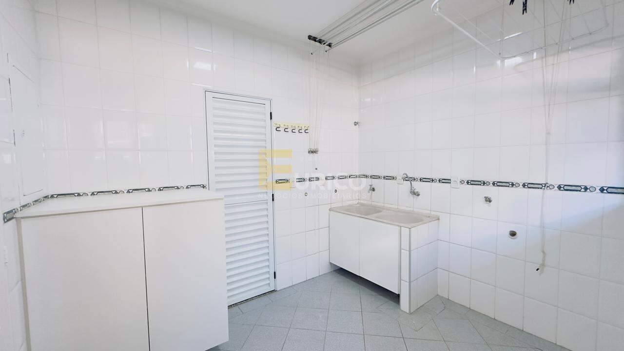 Casa em condomínio à venda no Condomínio Residencial Millennium em Valinhos/SP: