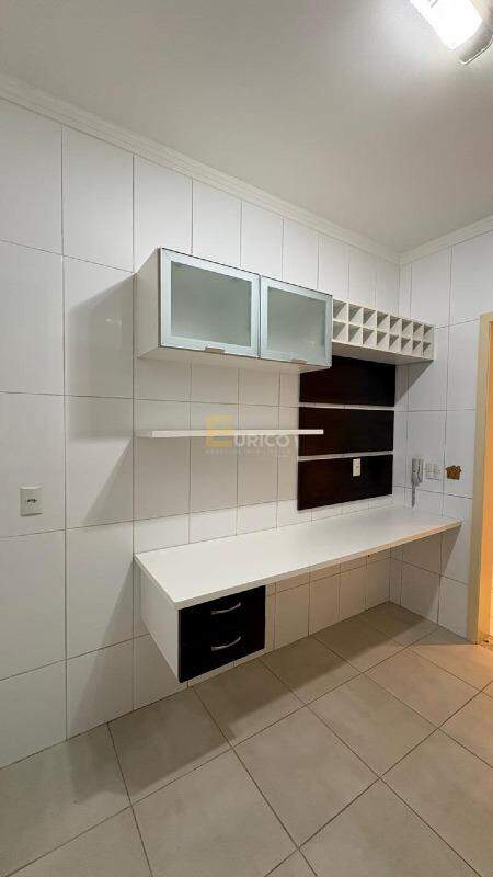 Apartamento para aluguel no Condomínio Residencial das Oliveiras em Vinhedo/SP: COZINHA