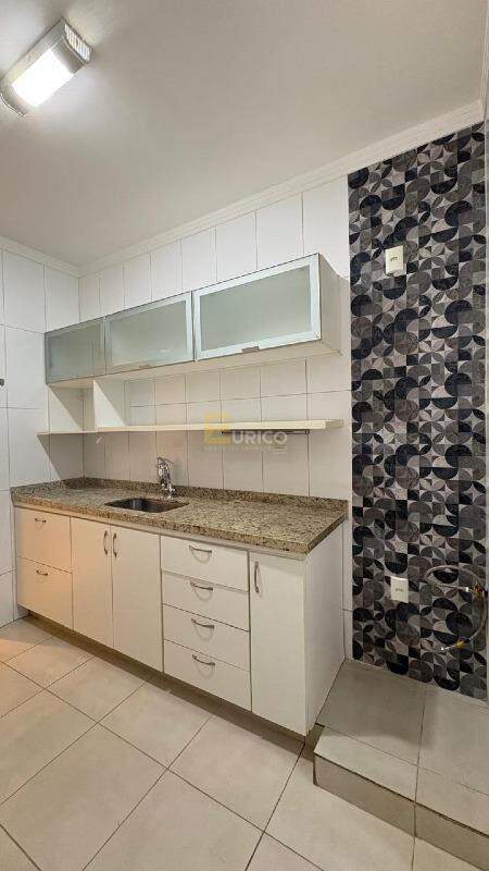 Apartamento para aluguel no Condomínio Residencial das Oliveiras em Vinhedo/SP: COZINHA