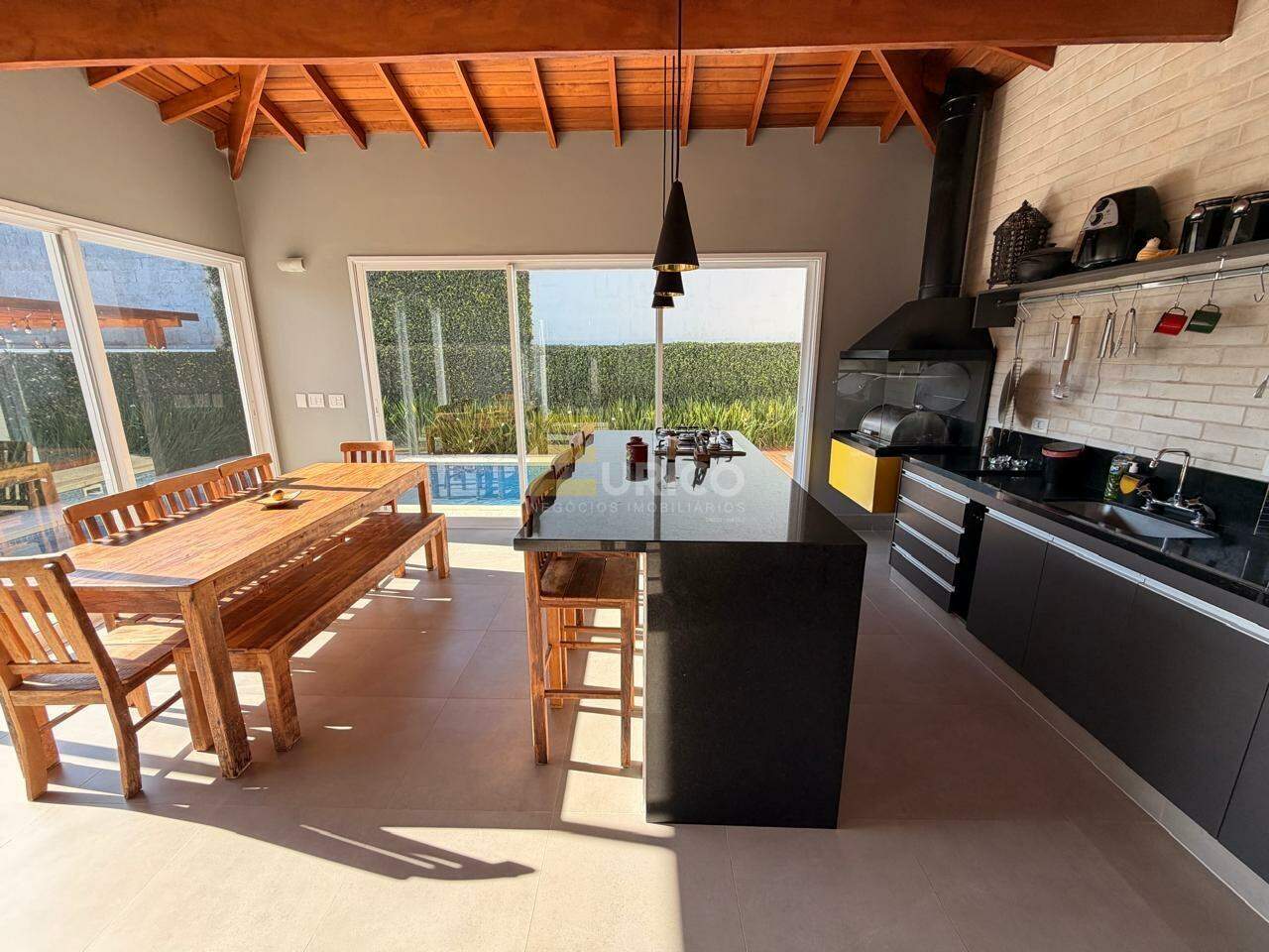 Casa em condomínio à venda no Condomínio Reserva dos Vinhedos em Louveira/SP: 