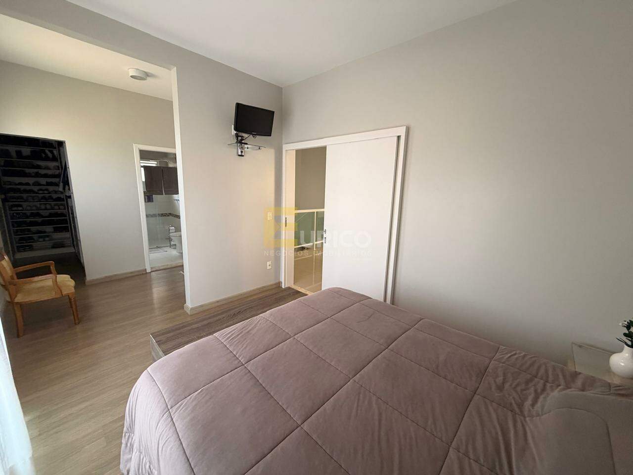 Casa em condomínio à venda no Condomínio Reserva dos Vinhedos em Louveira/SP: 