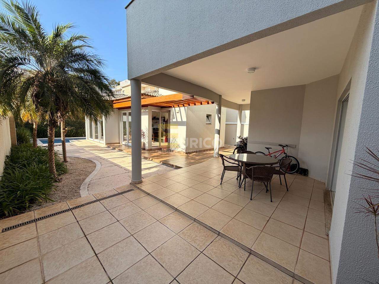 Casa em condomínio à venda no Condomínio Reserva dos Vinhedos em Louveira/SP: 