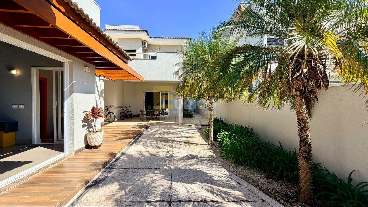 Casa em condomínio à venda no Condomínio Reserva dos Vinhedos em Louveira/SP: 