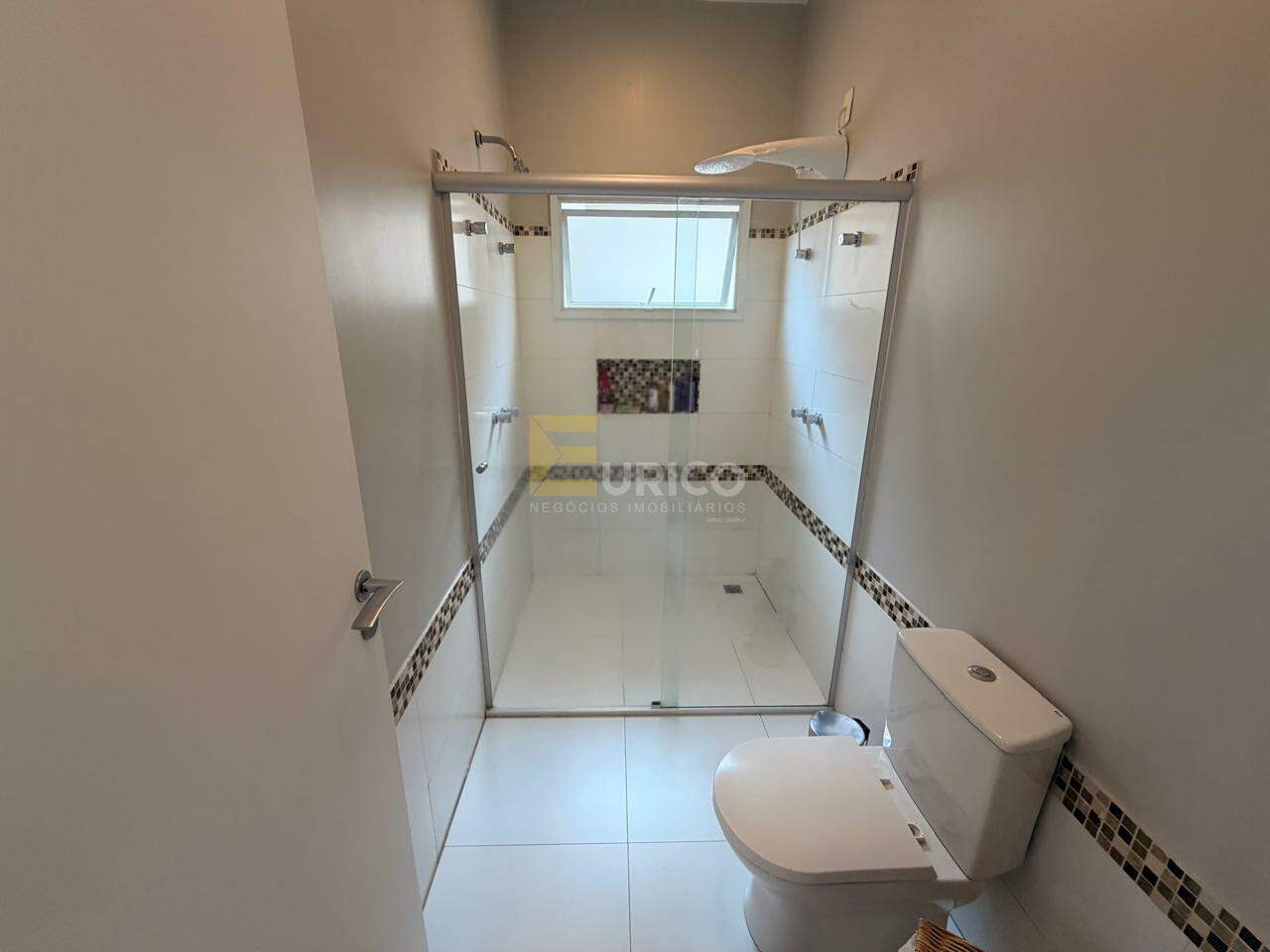 Casa em condomínio à venda no Condomínio Reserva dos Vinhedos em Louveira/SP: 