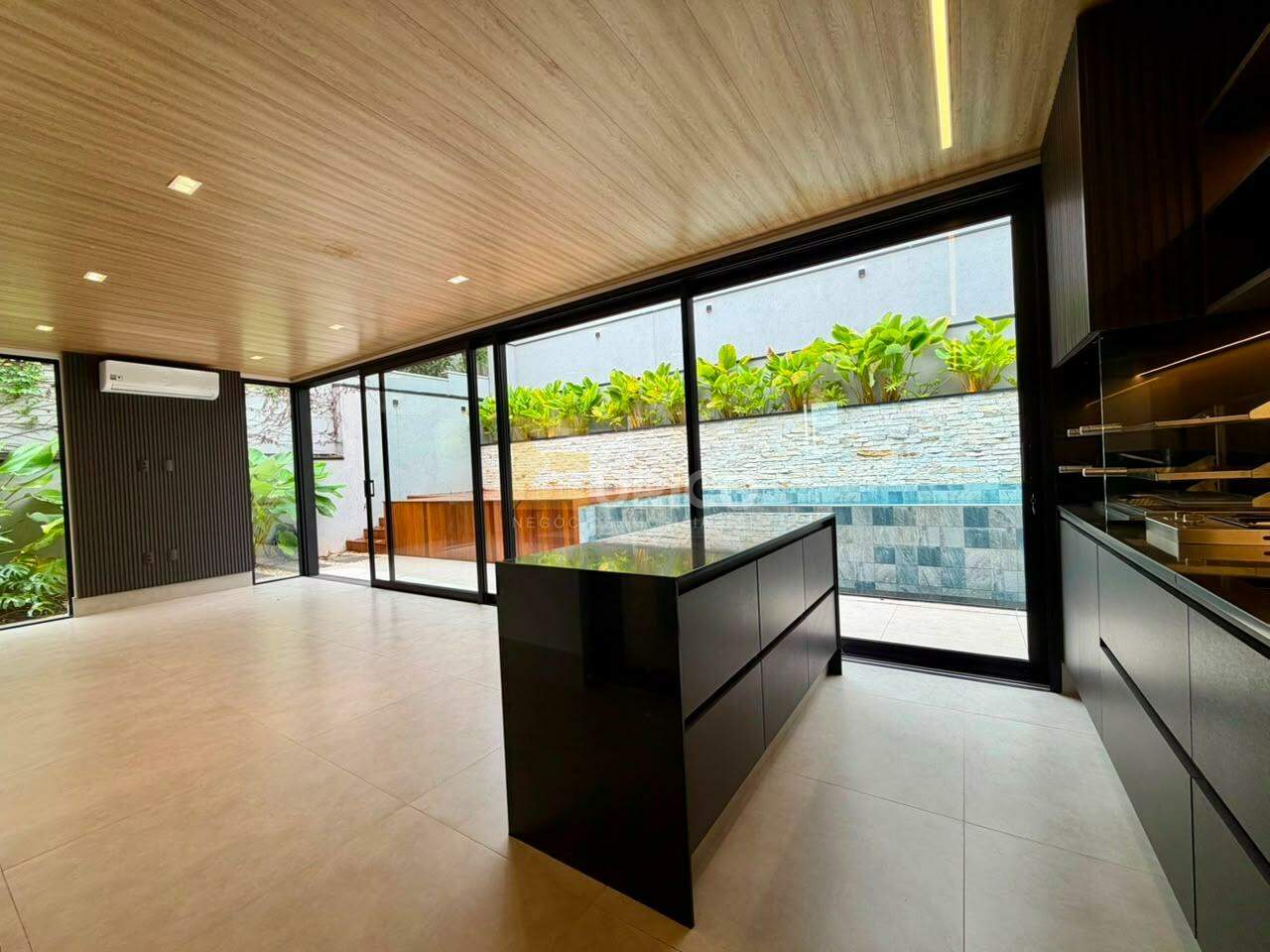 Casa em condomínio à venda no Condomínio Alphaville Dom Pedro 2 em Campinas/SP: 