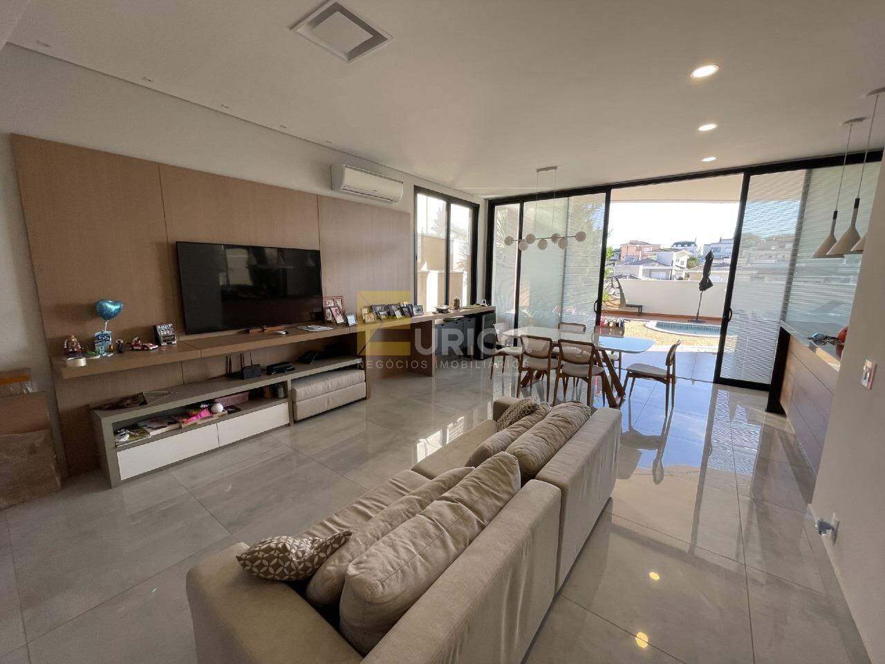 Casa em condomínio à venda no Condomínio Portal do Jequitibá em Valinhos/SP: 