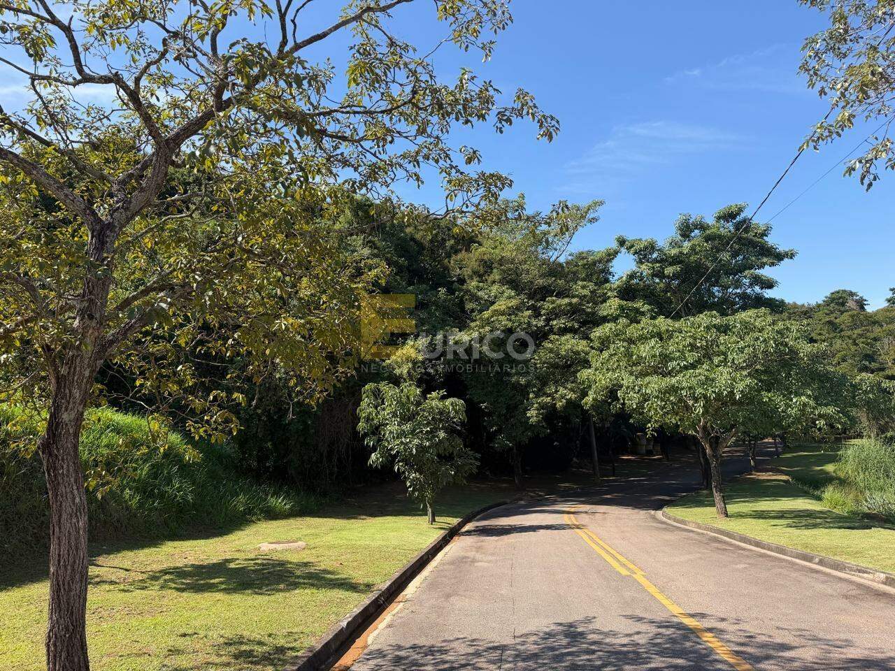 Terreno em Condomínio à venda no Condomínio Residencial Jardim Primavera em Louveira/SP: 