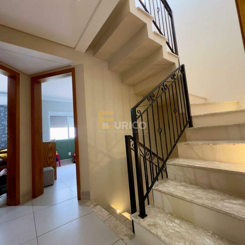 Casa em condomínio à venda no Jardim Carolina em Jundiaí/SP:
