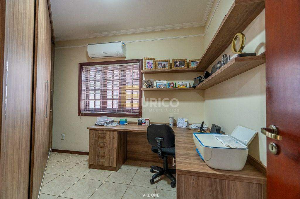 Casa em condomínio à venda no Condomínio Residencial Terras do Caribe em Valinhos/SP: 