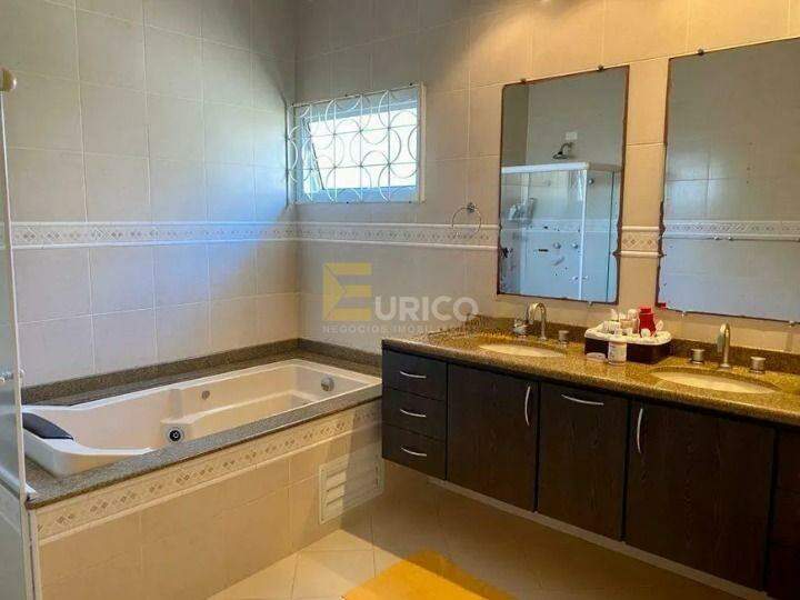 Casa em condomínio à venda no Condomínio Vale do Itamaracá em Valinhos/SP: