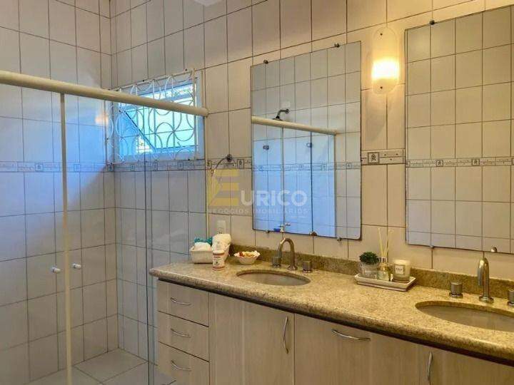 Casa em condomínio à venda no Condomínio Vale do Itamaracá em Valinhos/SP: