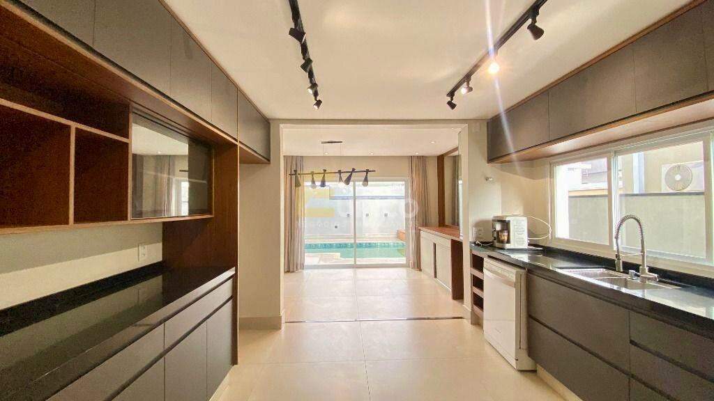 Casa em condomínio à venda no Condomínio Canterville em Valinhos/SP: 
