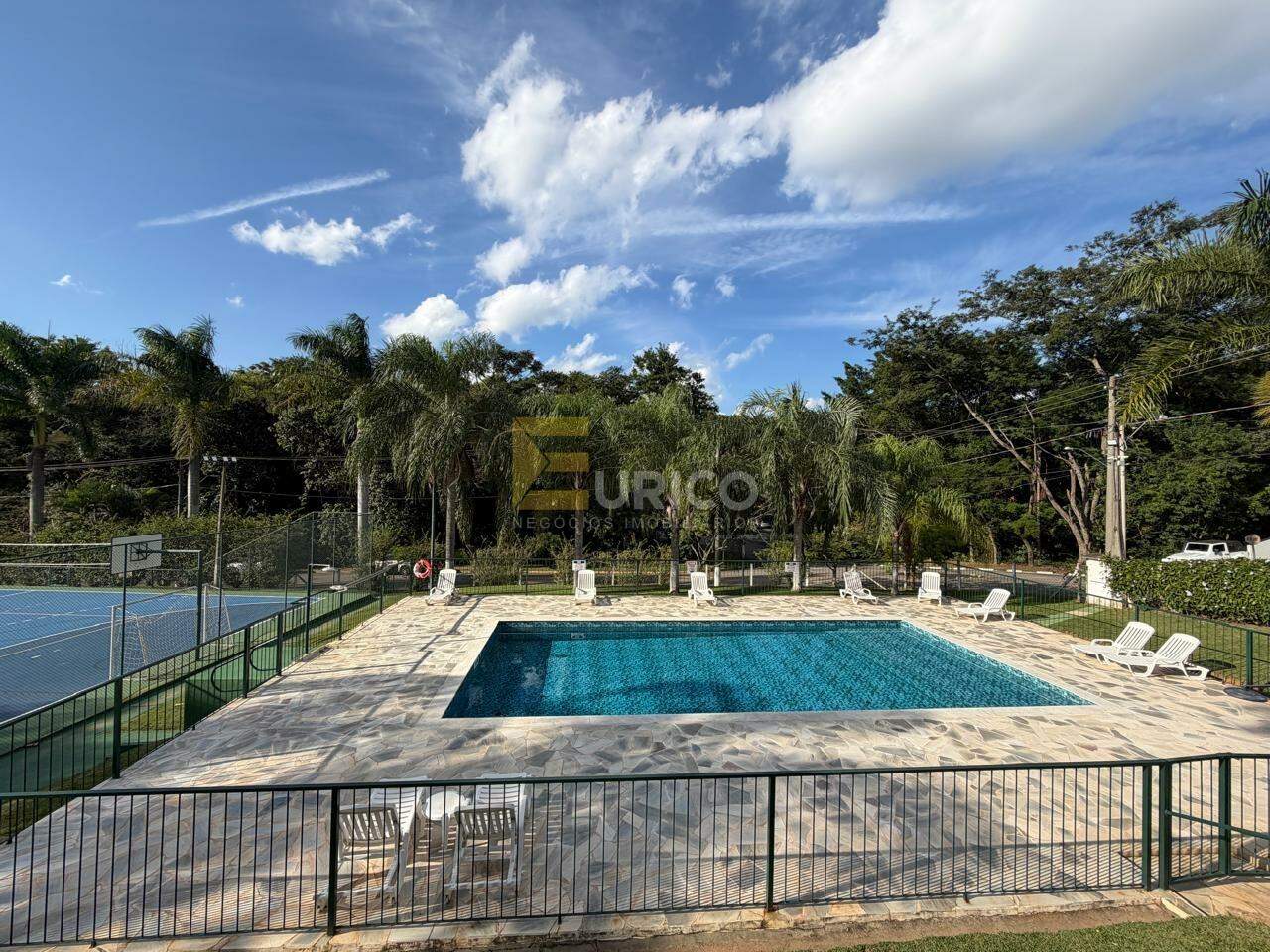 Casa em condomínio à venda no Condomínio Bosque de Grevílea em Vinhedo/SP: 