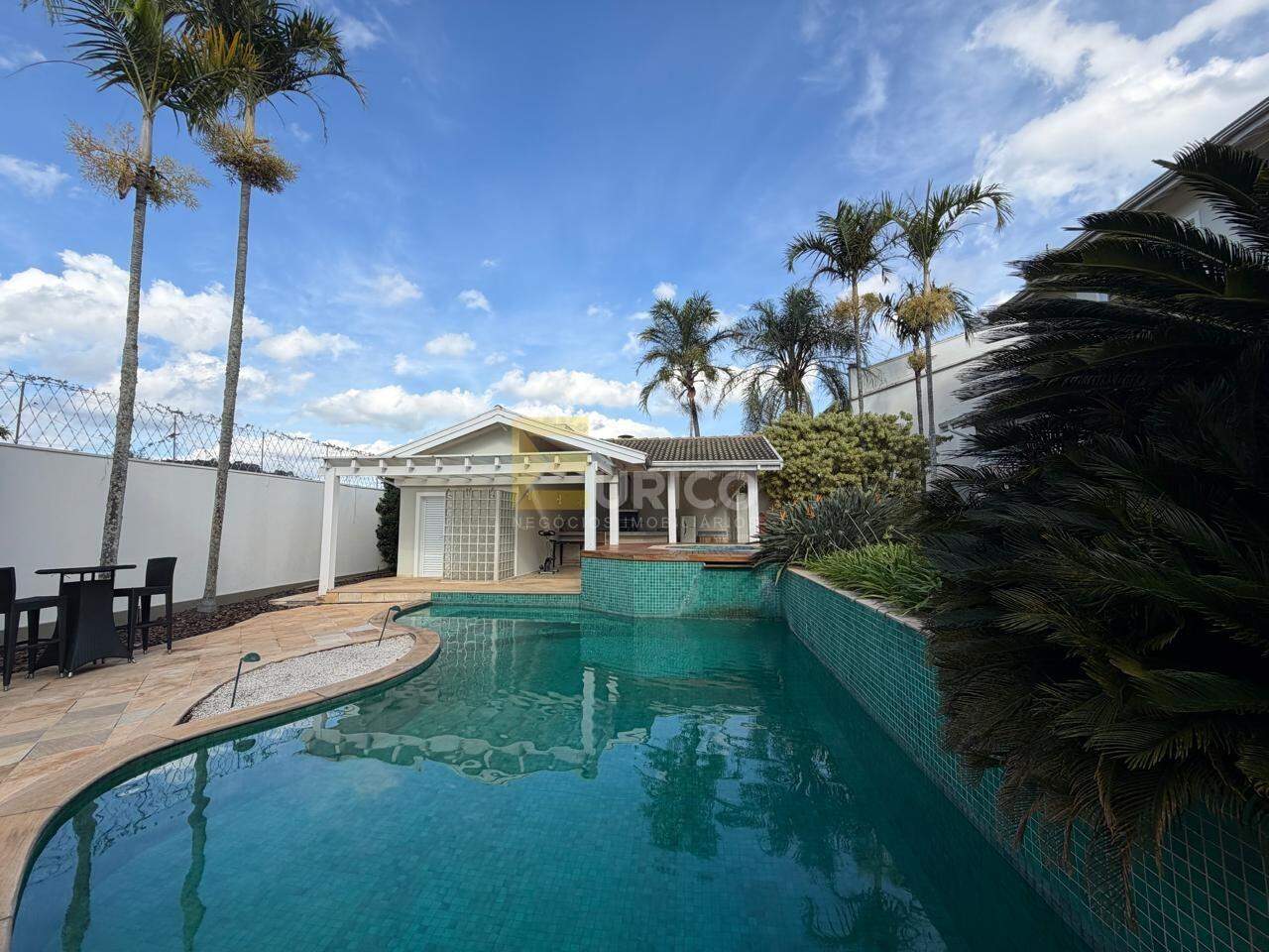 Casa em condomínio à venda no Condomínio Bosque de Grevílea em Vinhedo/SP: 