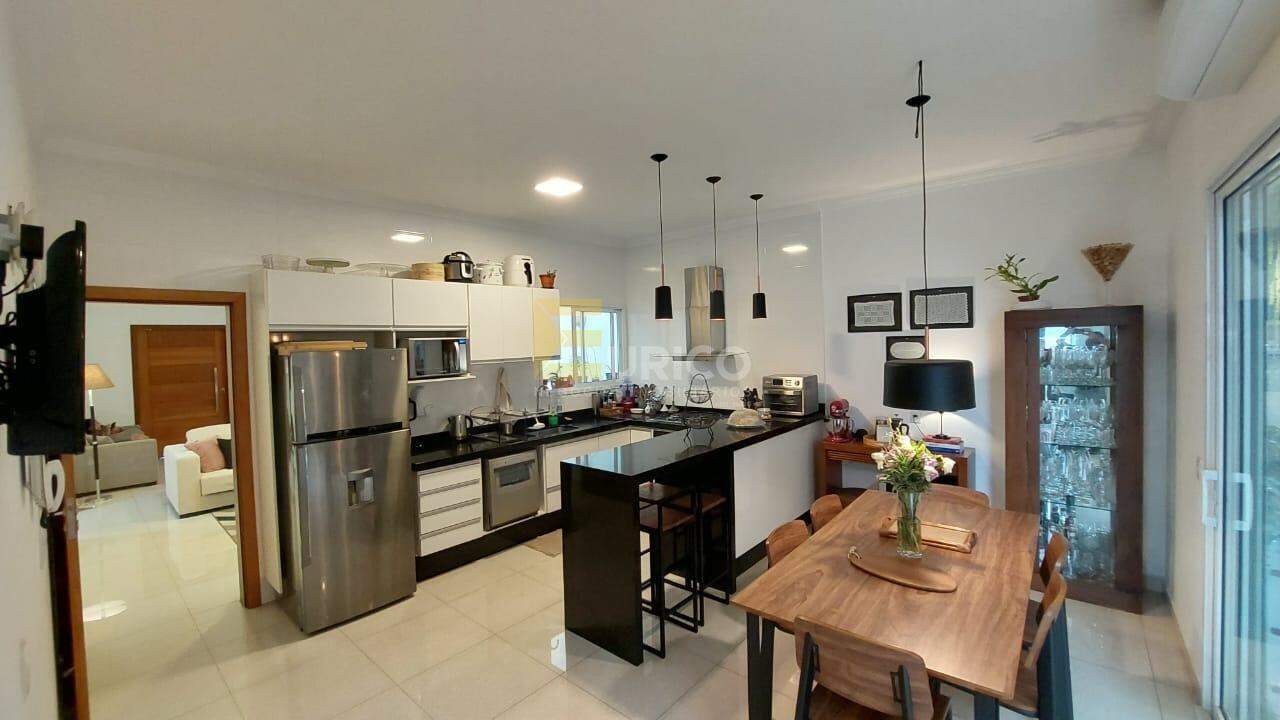 Casa à venda no Pinheirinho em Vinhedo/SP: