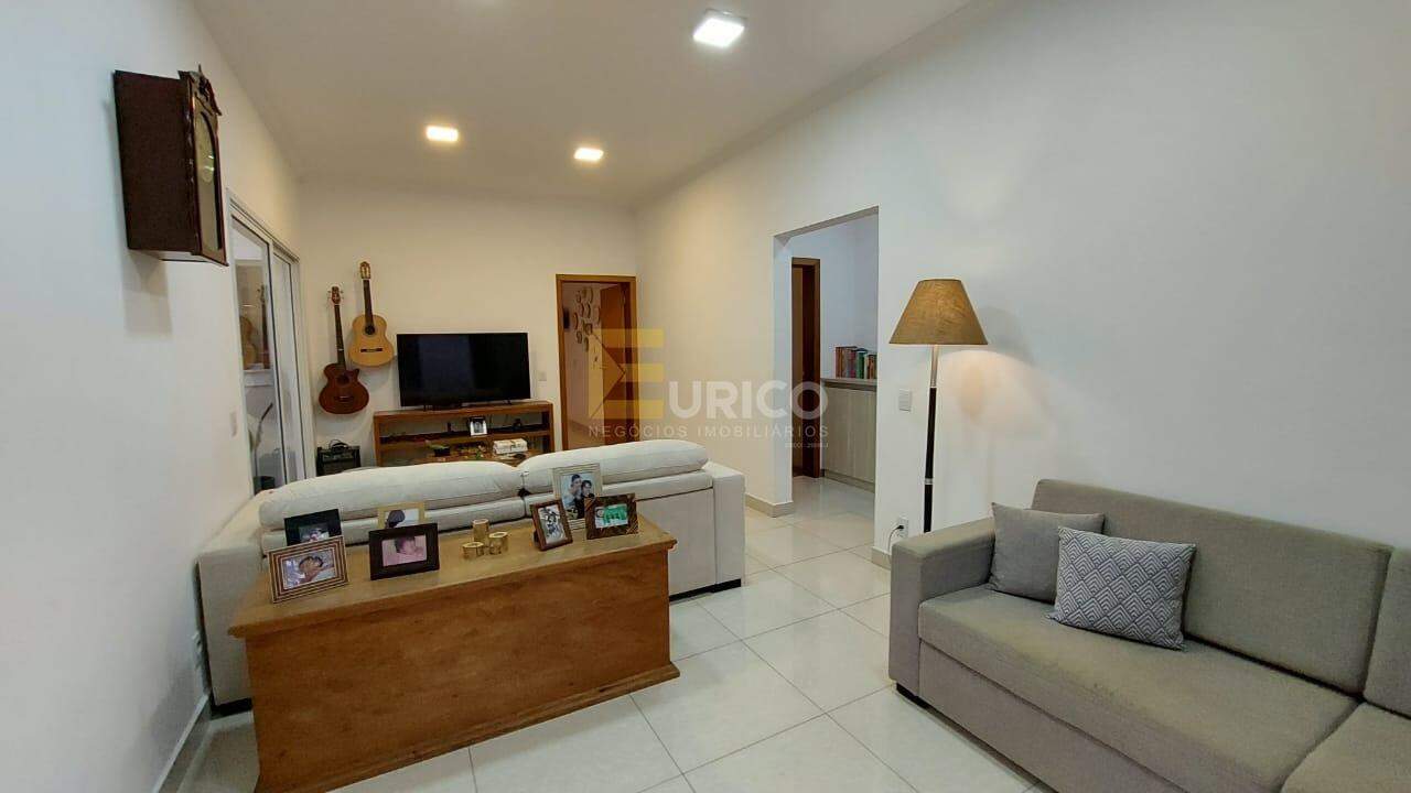 Casa à venda no Pinheirinho em Vinhedo/SP: