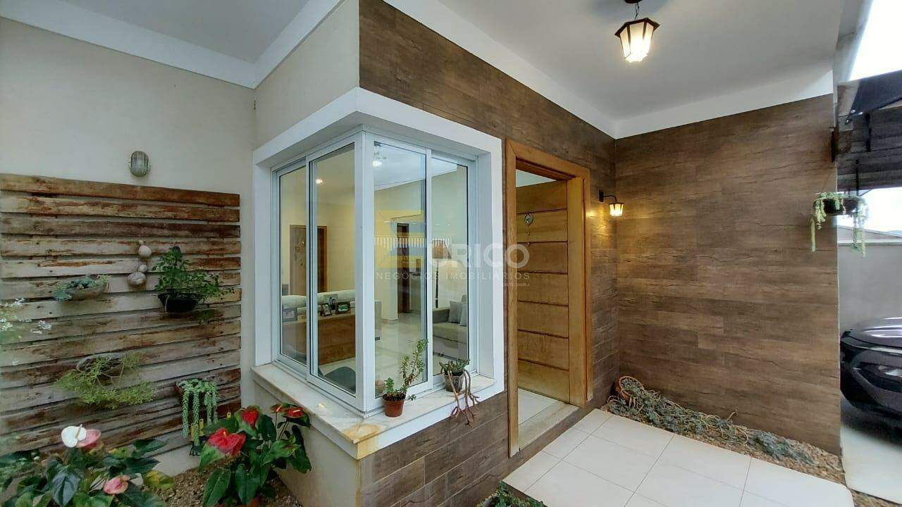 Casa à venda no Pinheirinho em Vinhedo/SP: