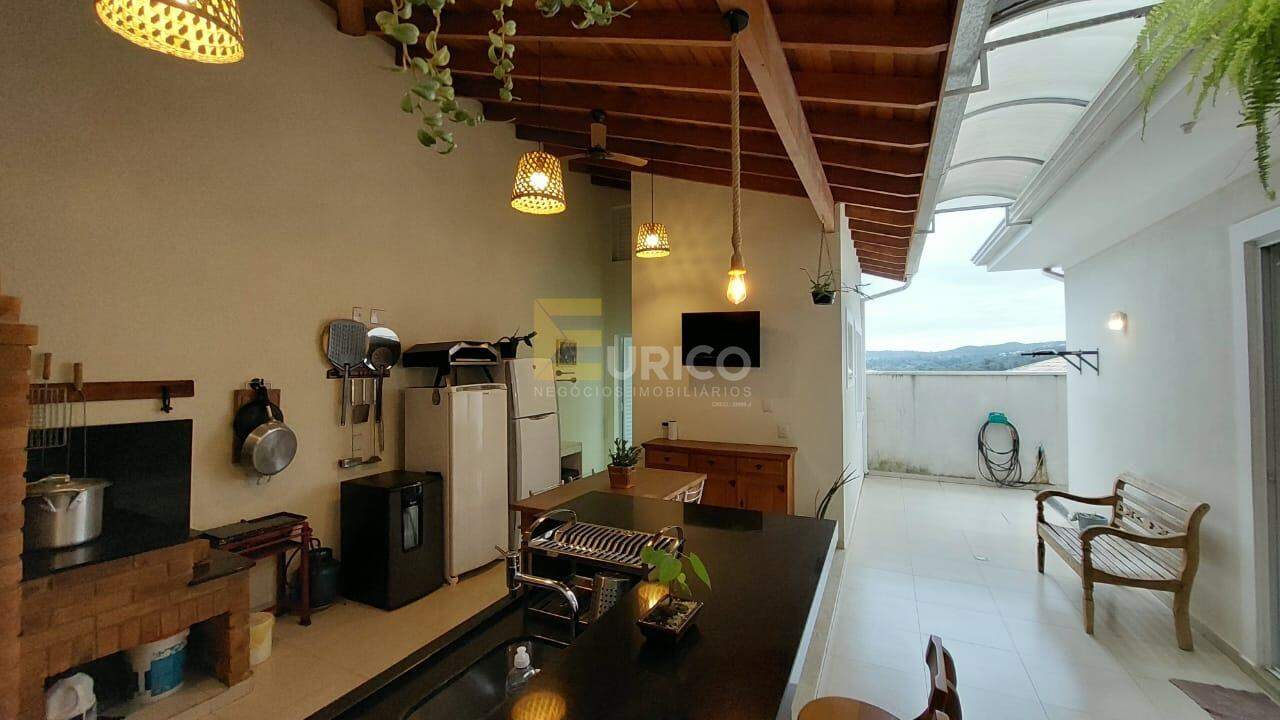 Casa à venda no Pinheirinho em Vinhedo/SP: