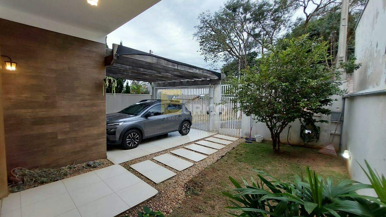 Casa à venda no Pinheirinho em Vinhedo/SP:
