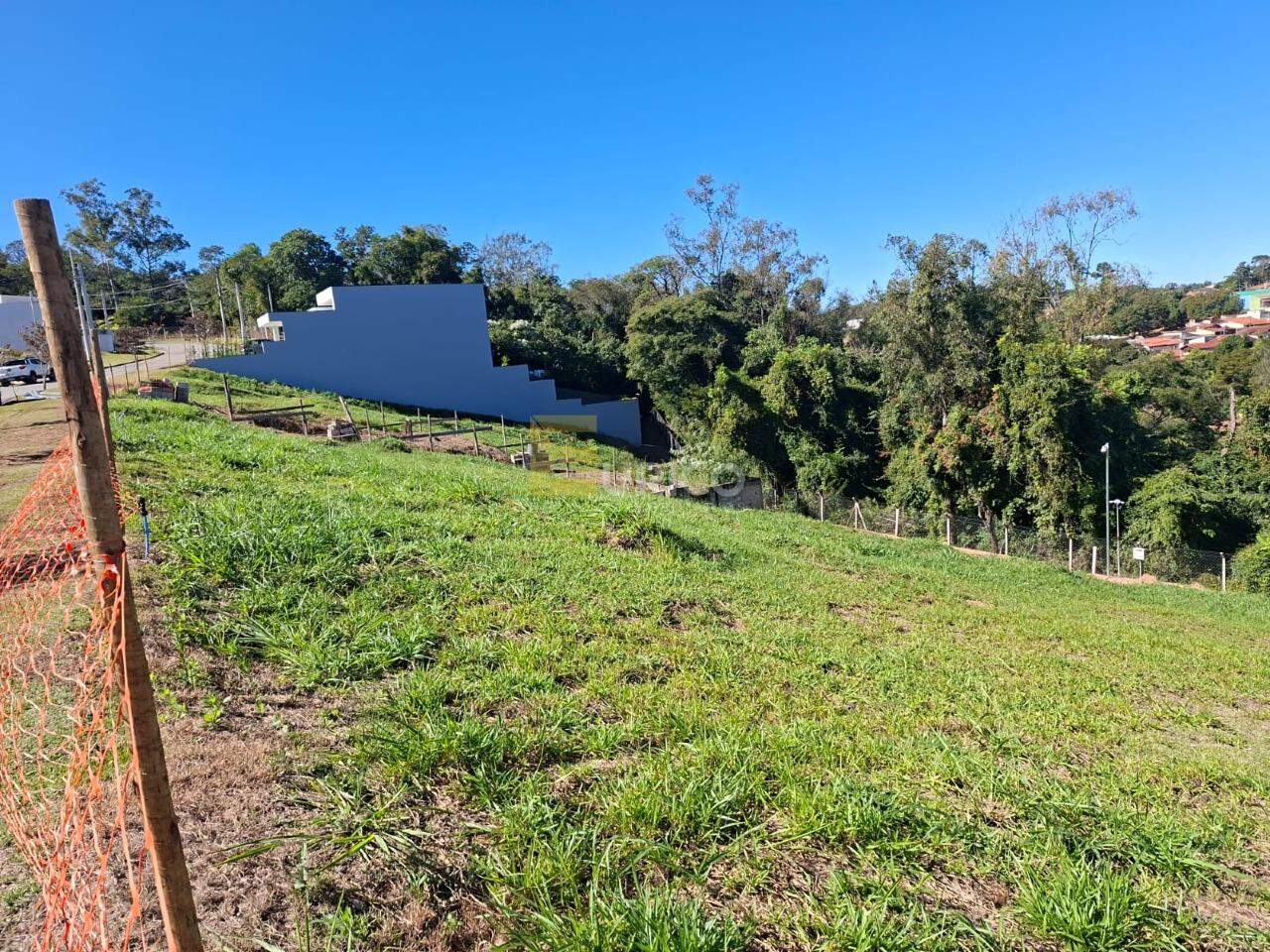 Terreno em Condomínio à venda no Condomínio Reserva Jatobás em Louveira/SP: 